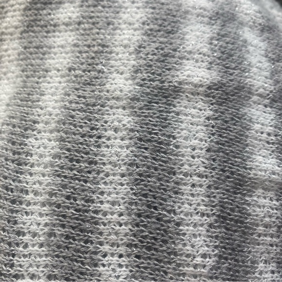 Maurices Gray & White Metallic Striped Short Sleeve Top - Picture 4 of 9